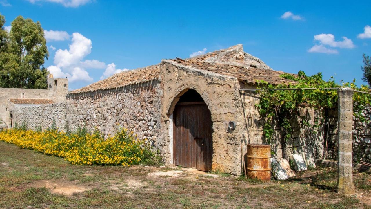 Masseria Uccio Триказе Екстериор снимка